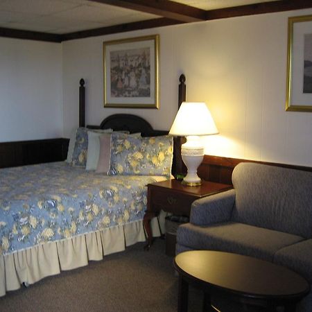Sea Whale Motel Middletown Extérieur photo