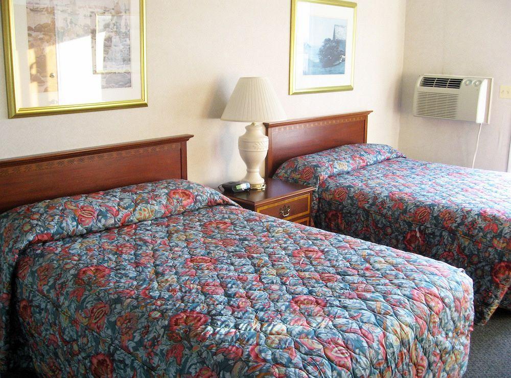 Sea Whale Motel Middletown Extérieur photo