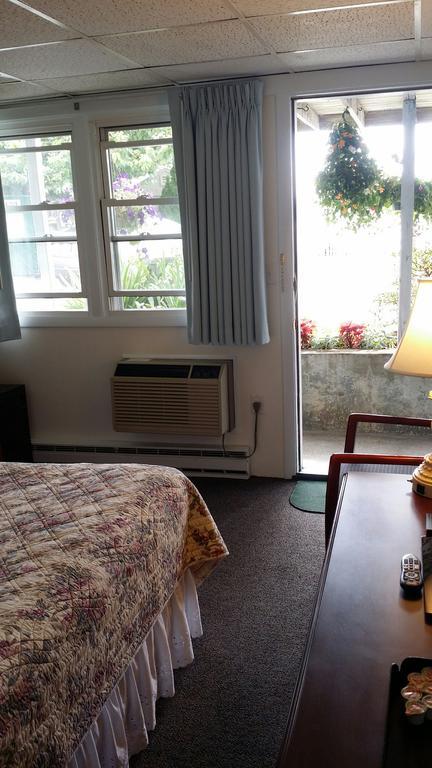 Sea Whale Motel Middletown Extérieur photo